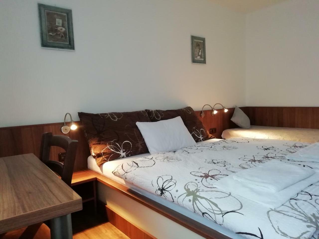 Motorest U Kola Prostějov Extérieur photo